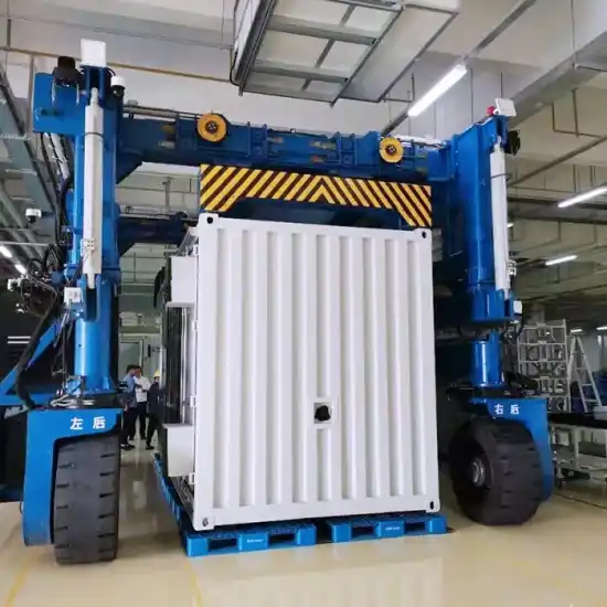 Electric Straddle Carrier